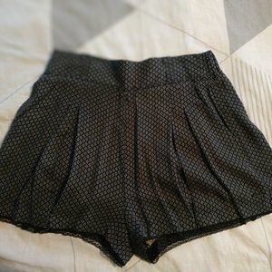 Black Fancy Short Pepe Jeans - Waist 14 inched